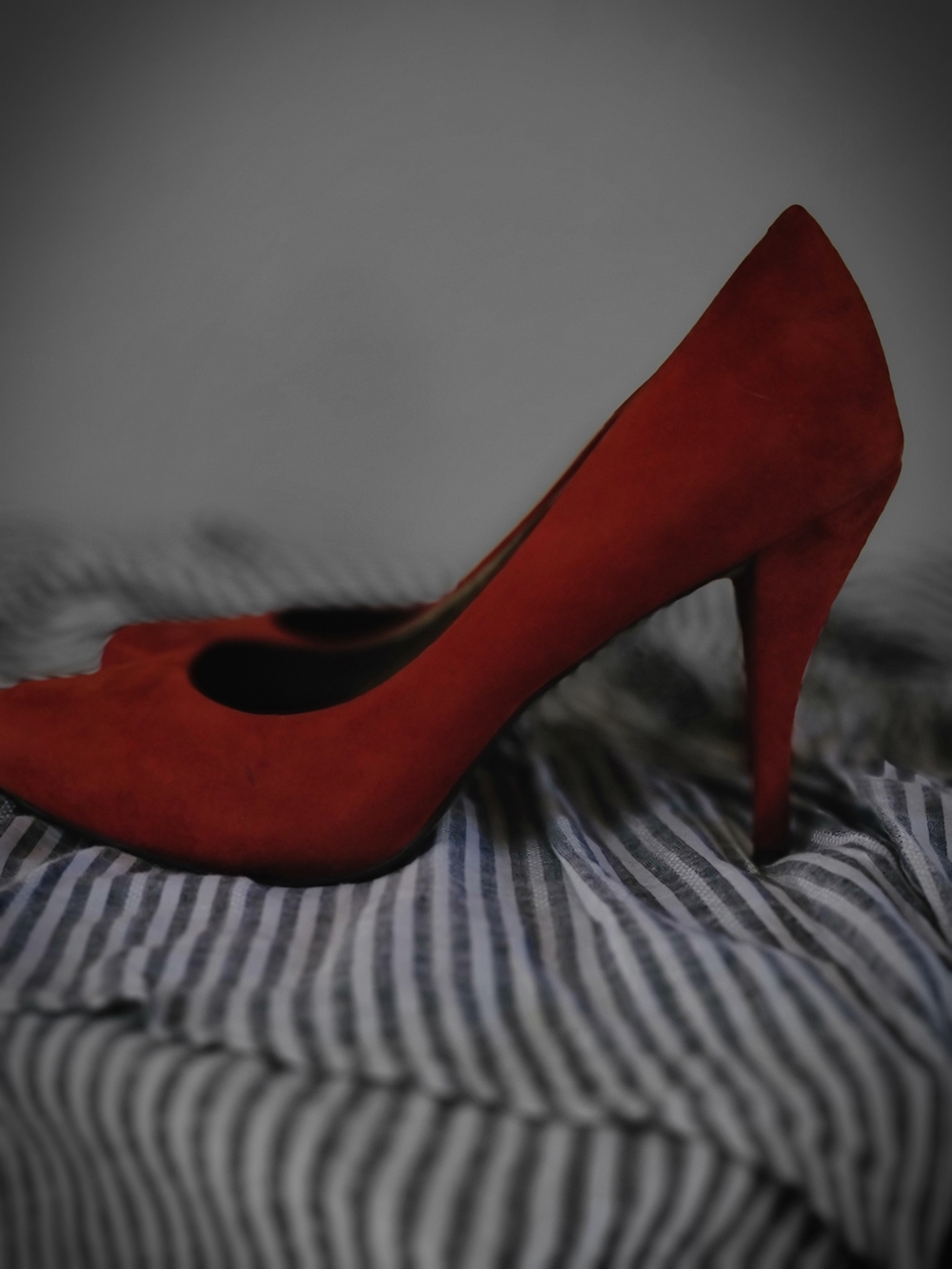 Banana Republic Rouge Red Izzy Suede Almond-Toe Stiletto Pumps